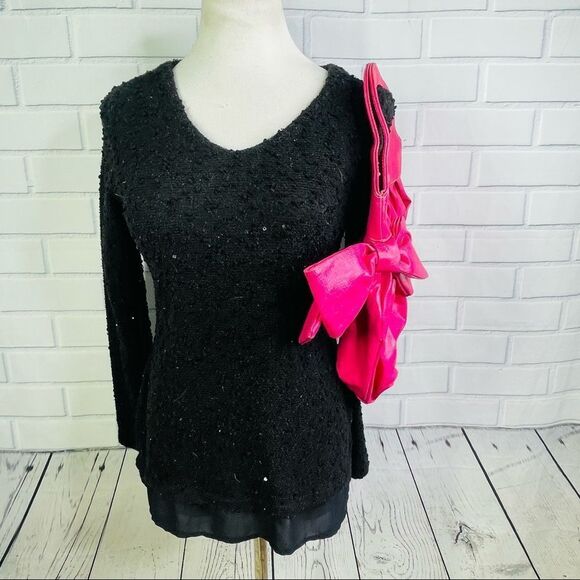 10/$25🦋 XOXO Pink Bow Shoulder Bag - Picture 2 of 11